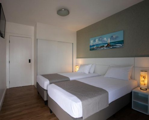 Maceio Atlantic Suites Acomodacoes Suite Side 1 495x400 Maceio Atlantic Suites Acomodacoes Suite Side 1 495x400